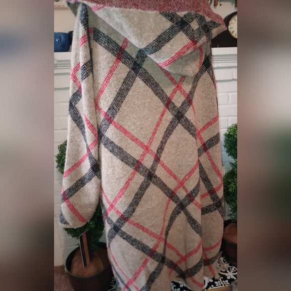 Joseph A Hooded Cardigan - Picture 3 of 6